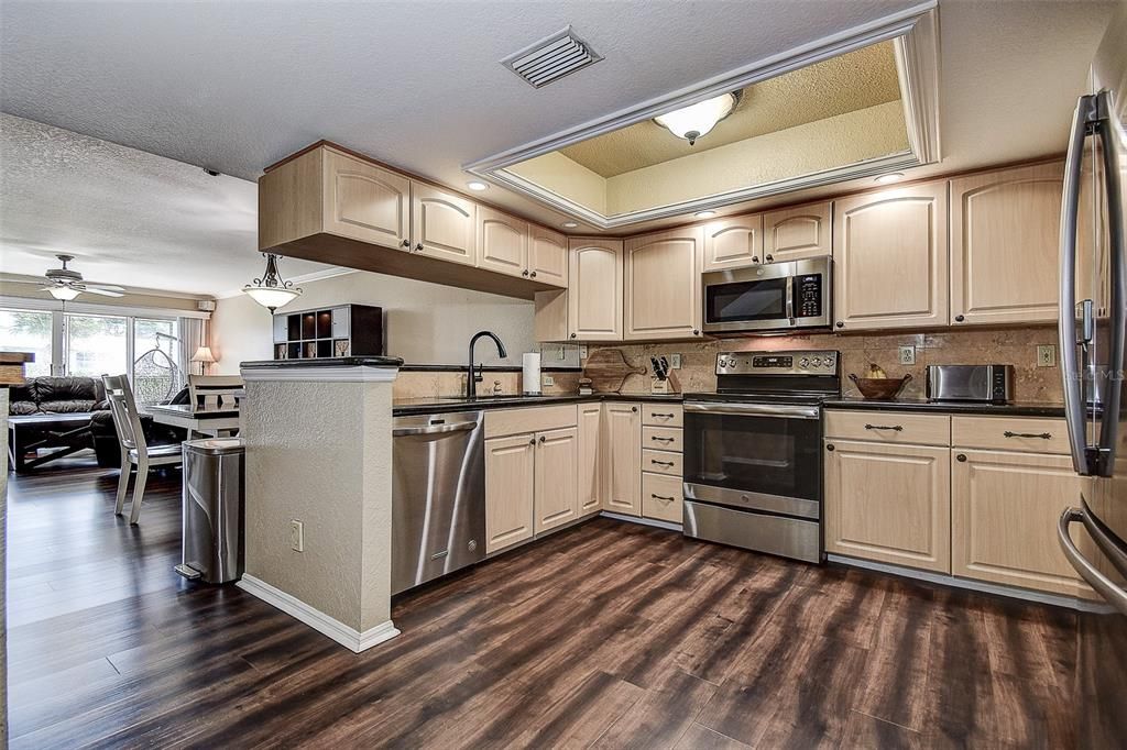 На продажу: $459,000 (3 спален, 4 ванн, 2174 Квадратных фут)