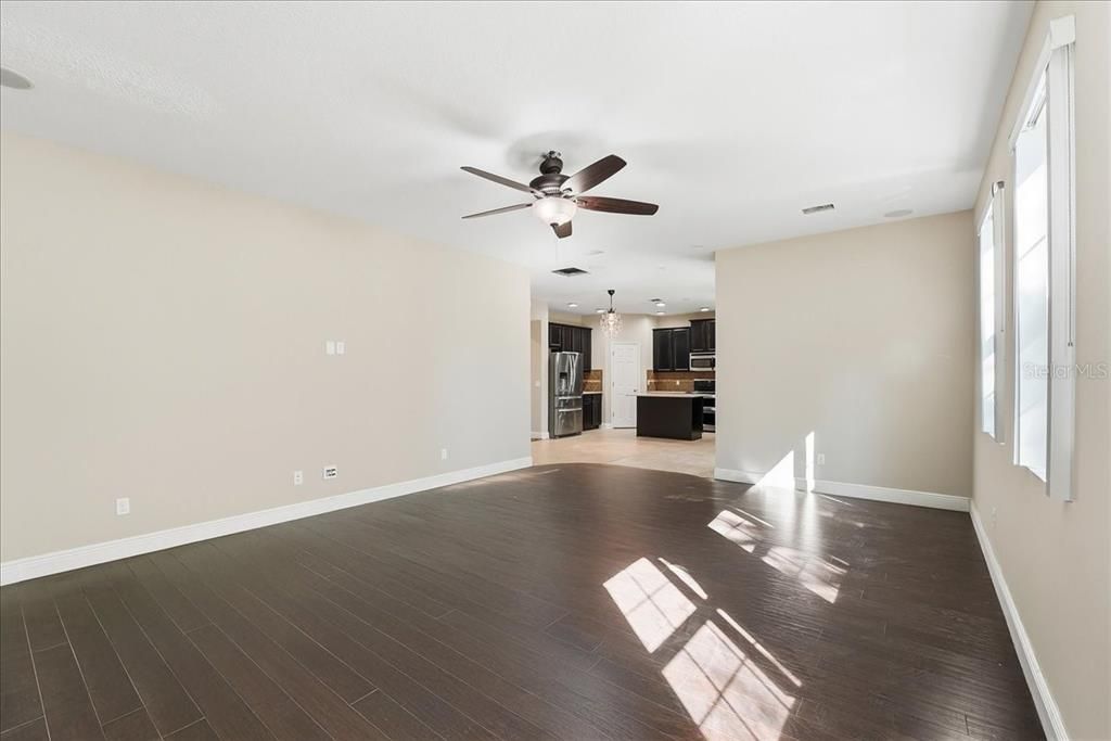 На продажу: $695,000 (4 спален, 3 ванн, 3505 Квадратных фут)