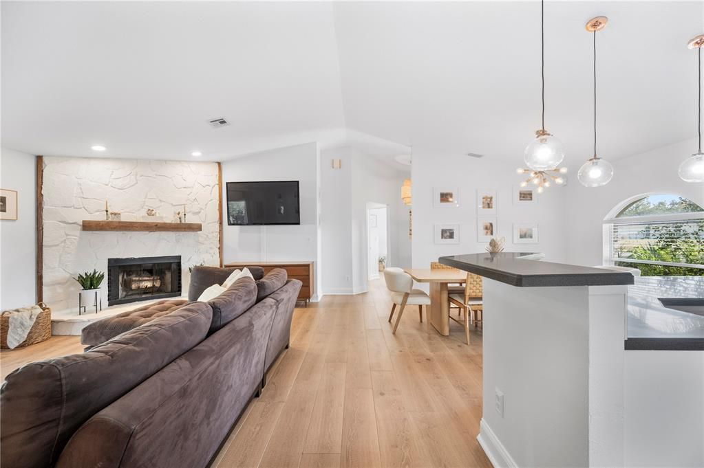 待售: $387,000 (3 贝兹, 2 浴室, 1535 平方英尺)