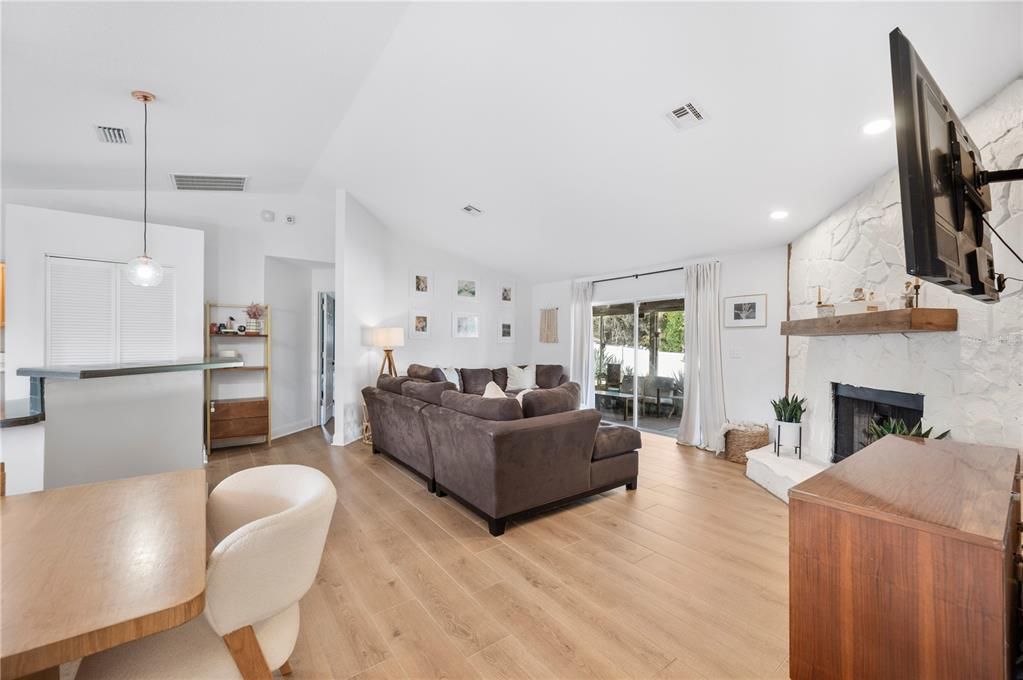 待售: $387,000 (3 贝兹, 2 浴室, 1535 平方英尺)