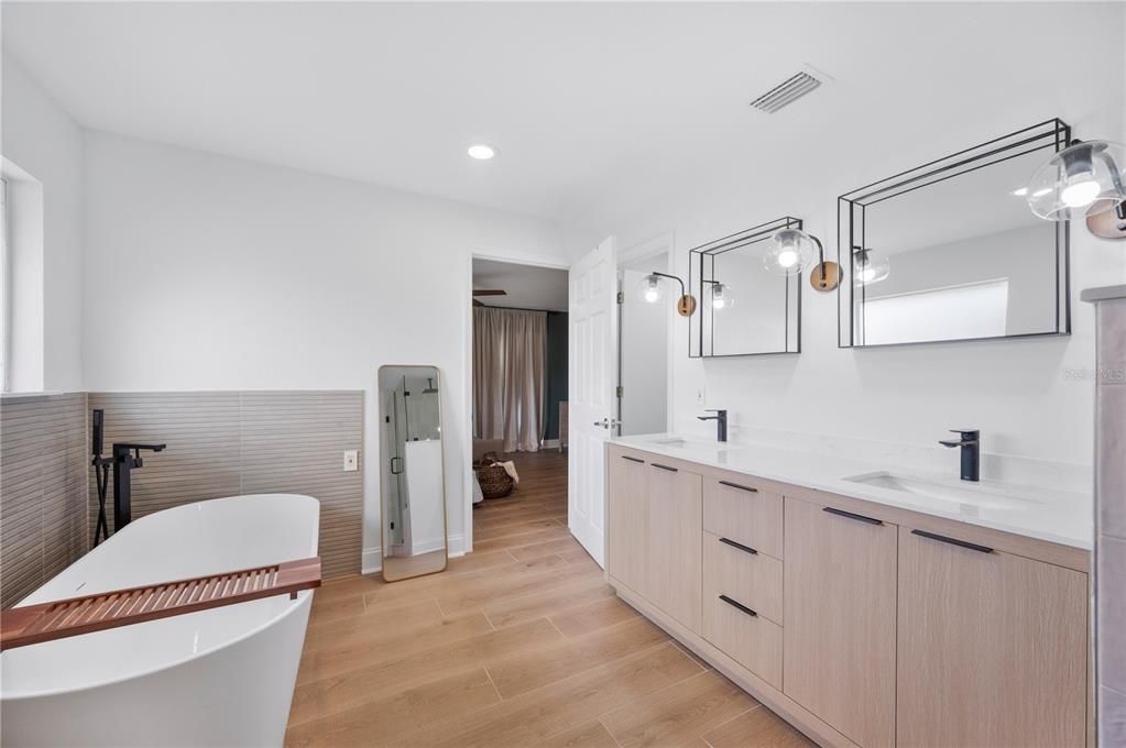 待售: $387,000 (3 贝兹, 2 浴室, 1535 平方英尺)