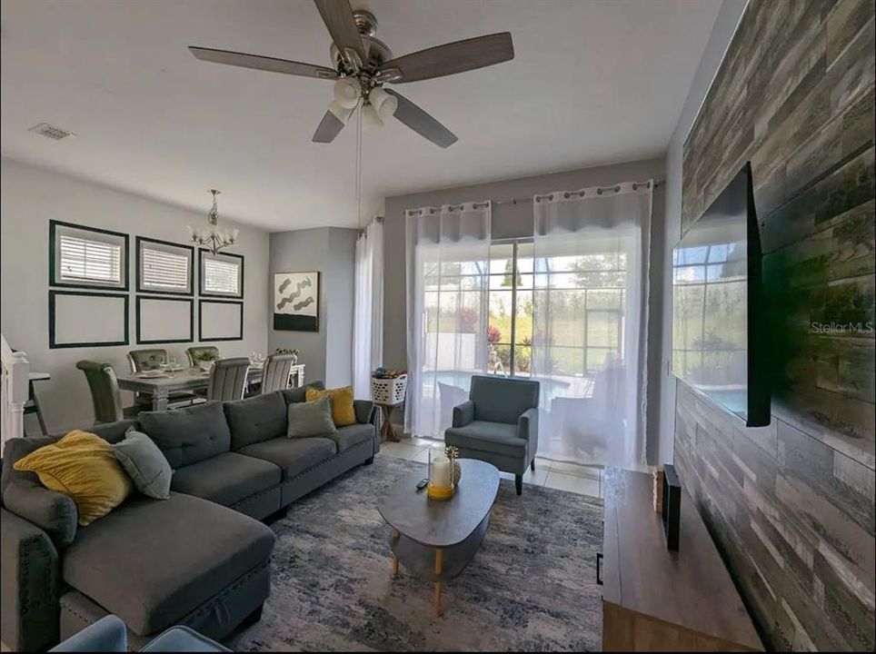 En Venta: $510,000 (5 camas, 4 baños, 2204 Pies cuadrados)