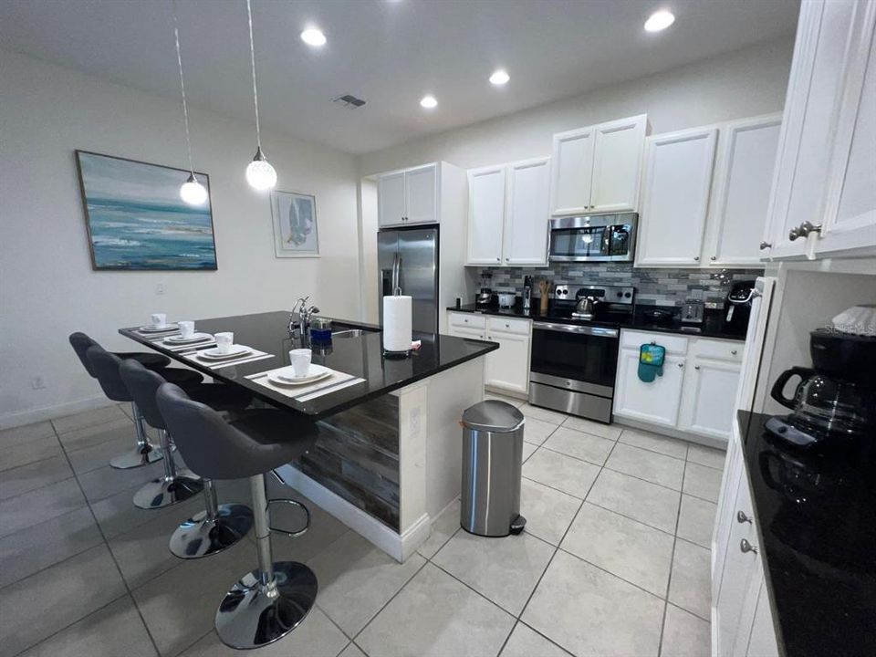 En Venta: $510,000 (5 camas, 4 baños, 2204 Pies cuadrados)