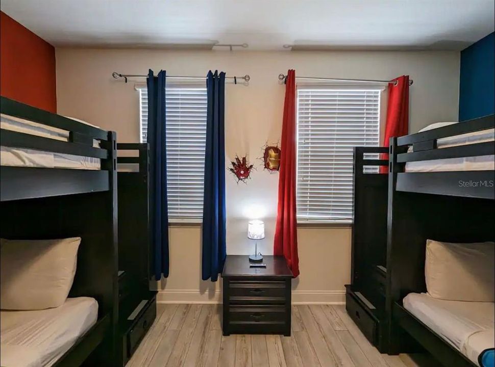 En Venta: $510,000 (5 camas, 4 baños, 2204 Pies cuadrados)