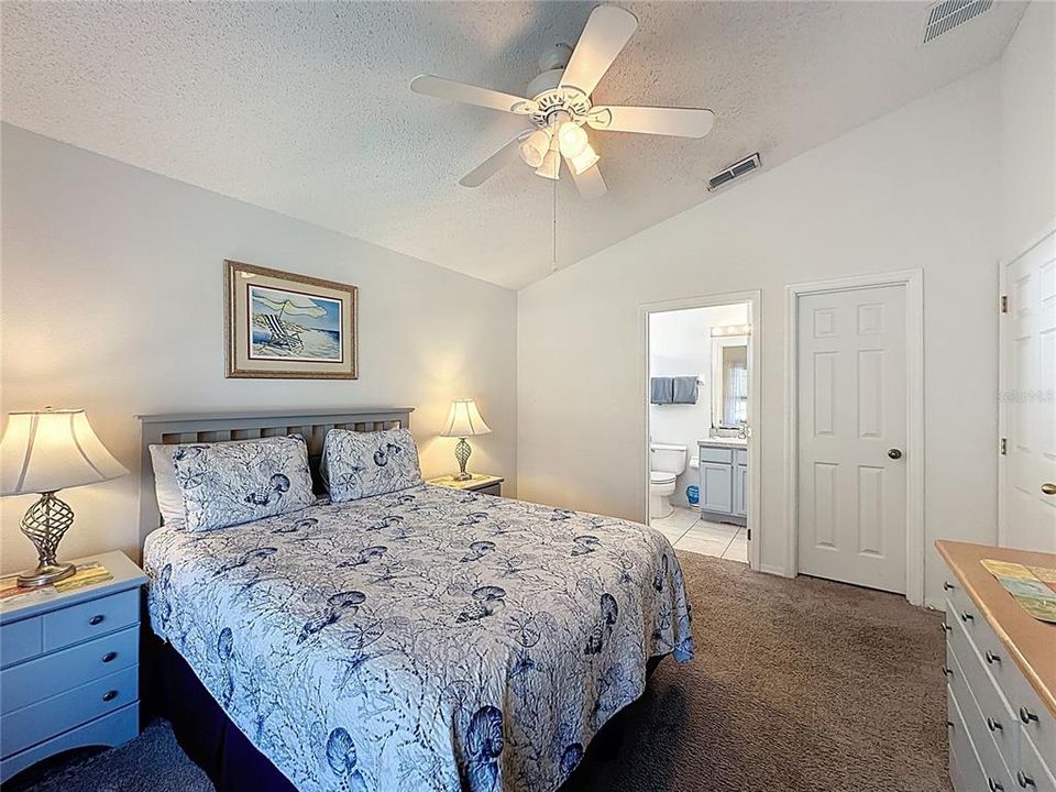 For Sale: $310,000 (3 beds, 2 baths, 1130 Square Feet)