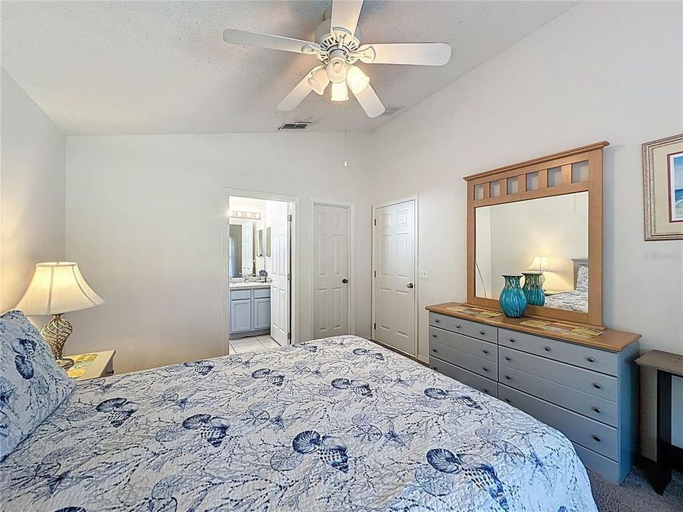 For Sale: $310,000 (3 beds, 2 baths, 1130 Square Feet)