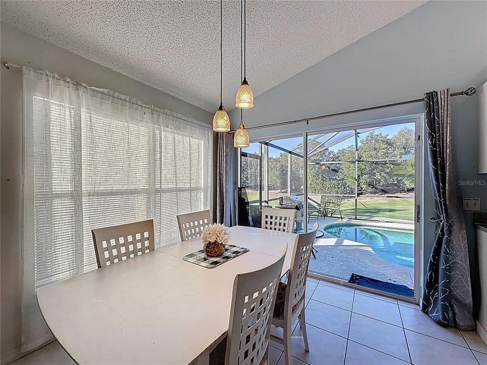 For Sale: $310,000 (3 beds, 2 baths, 1130 Square Feet)