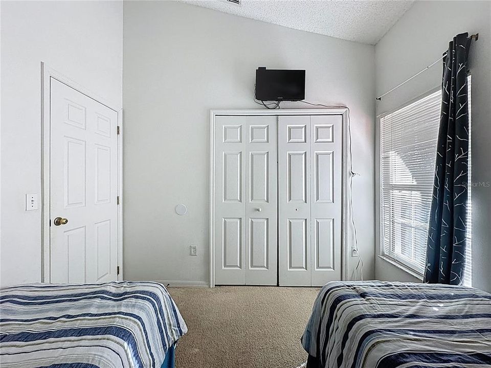 For Sale: $310,000 (3 beds, 2 baths, 1130 Square Feet)