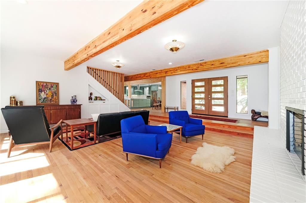 待售: $899,000 (5 贝兹, 3 浴室, 3322 平方英尺)