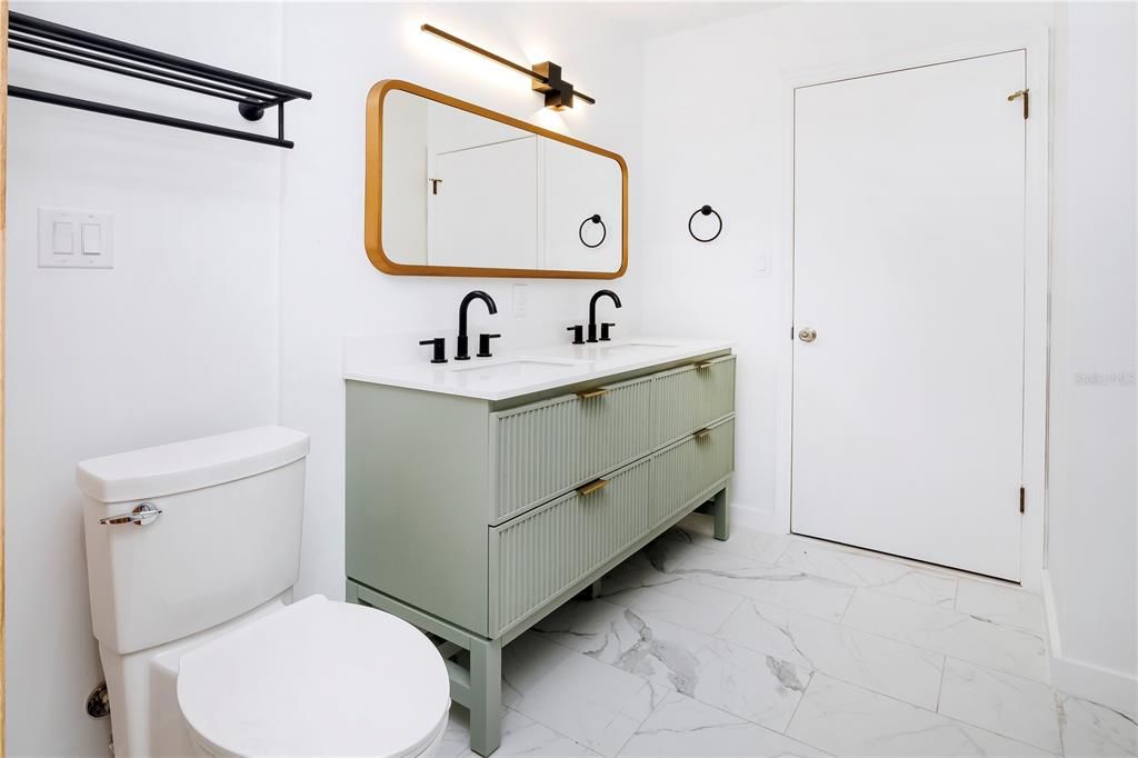 待售: $899,000 (5 贝兹, 3 浴室, 3322 平方英尺)