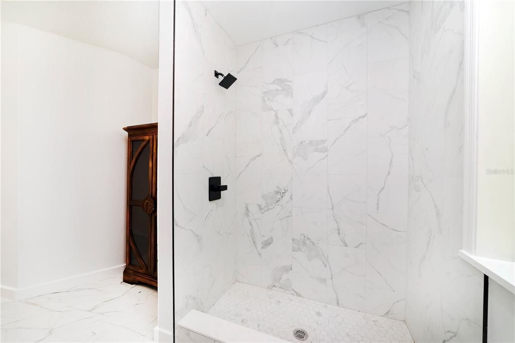 待售: $899,000 (5 贝兹, 3 浴室, 3322 平方英尺)