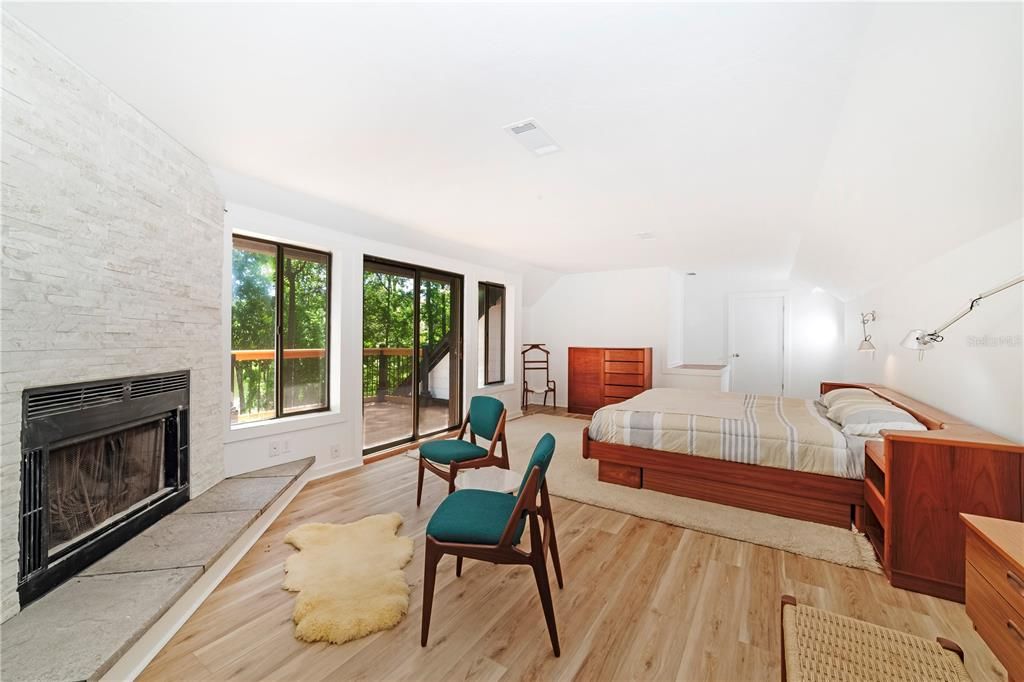 待售: $899,000 (5 贝兹, 3 浴室, 3322 平方英尺)