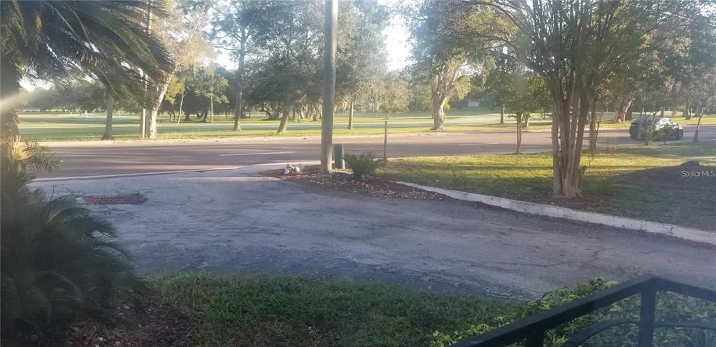 For Sale: $100,000 (2 beds, 1 baths, 925 Square Feet)