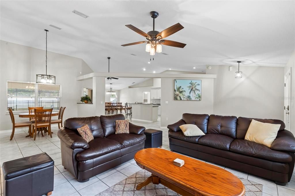 For Rent: $2,900 (3 beds, 2 baths, 2024 Square Feet)