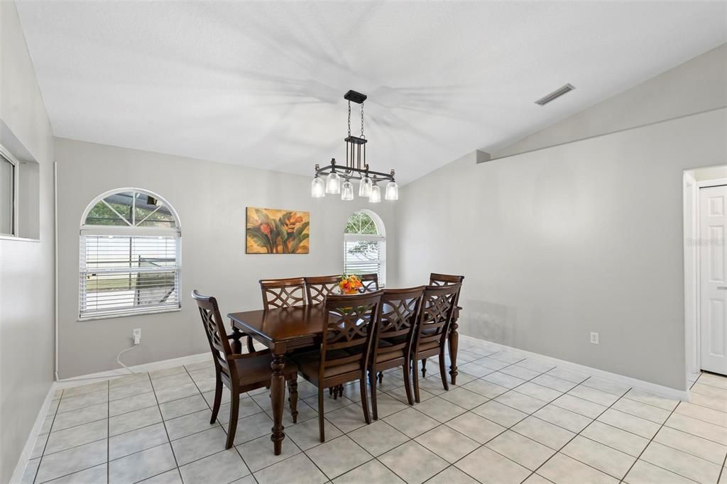 For Rent: $2,900 (3 beds, 2 baths, 2024 Square Feet)