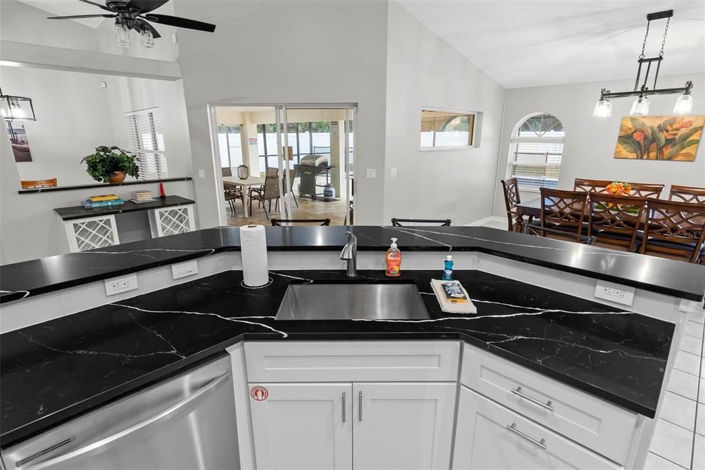 For Rent: $2,900 (3 beds, 2 baths, 2024 Square Feet)