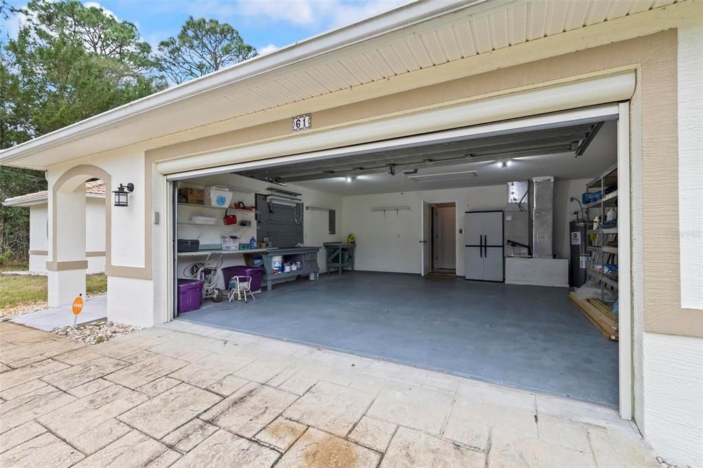 For Rent: $2,900 (3 beds, 2 baths, 2024 Square Feet)