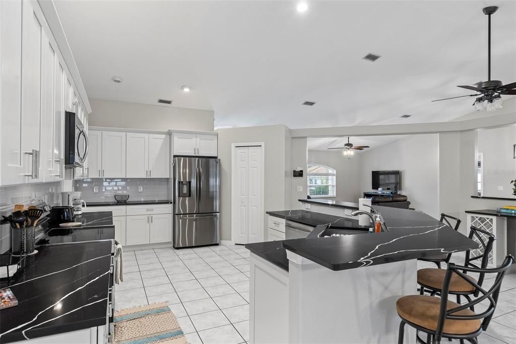 For Rent: $2,900 (3 beds, 2 baths, 2024 Square Feet)