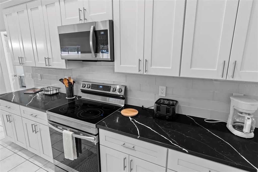 For Rent: $2,900 (3 beds, 2 baths, 2024 Square Feet)