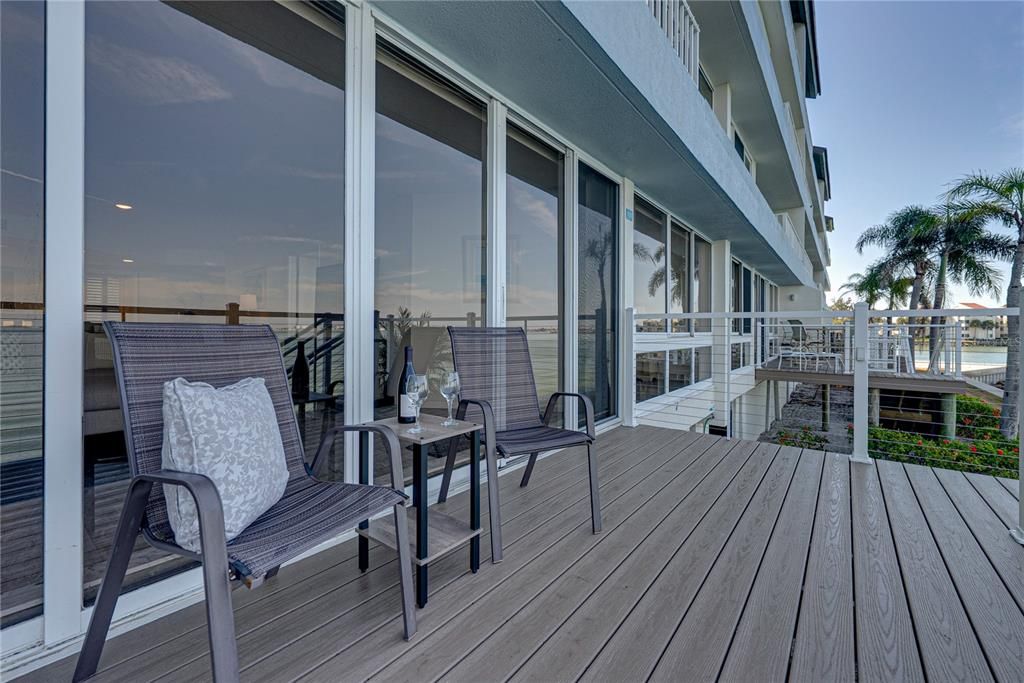 На продажу: $675,000 (2 спален, 2 ванн, 1255 Квадратных фут)