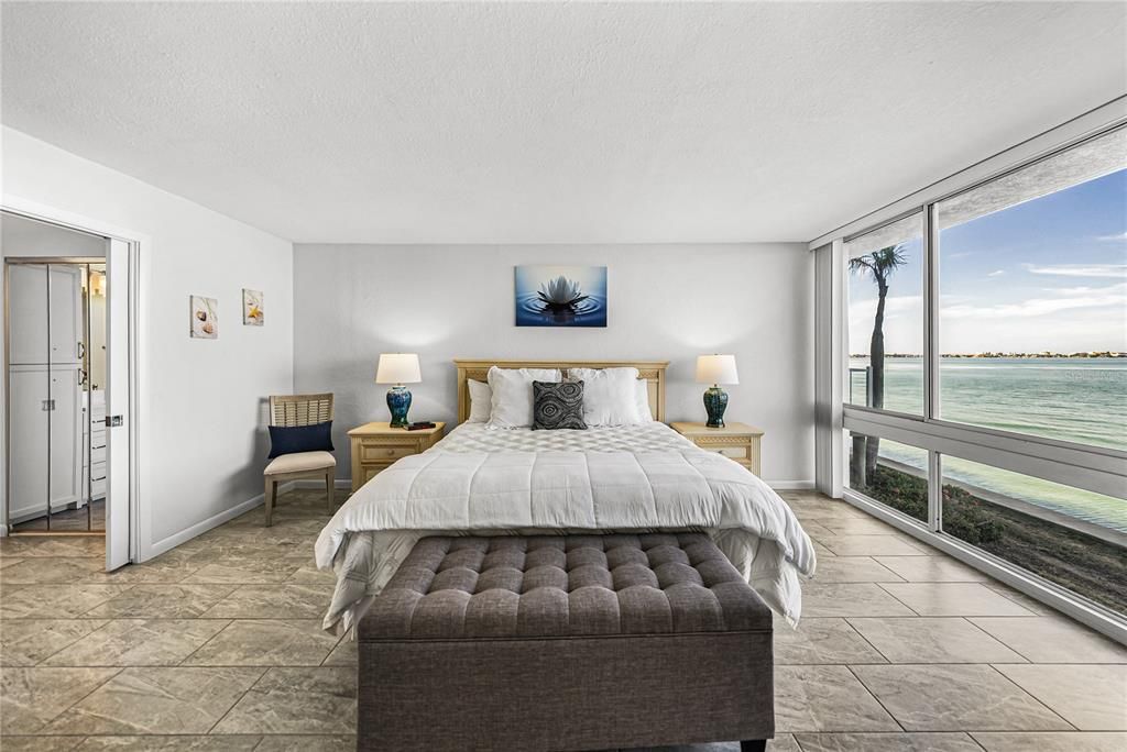 На продажу: $675,000 (2 спален, 2 ванн, 1255 Квадратных фут)