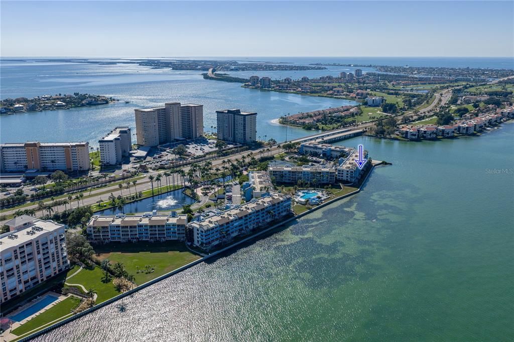 На продажу: $675,000 (2 спален, 2 ванн, 1255 Квадратных фут)