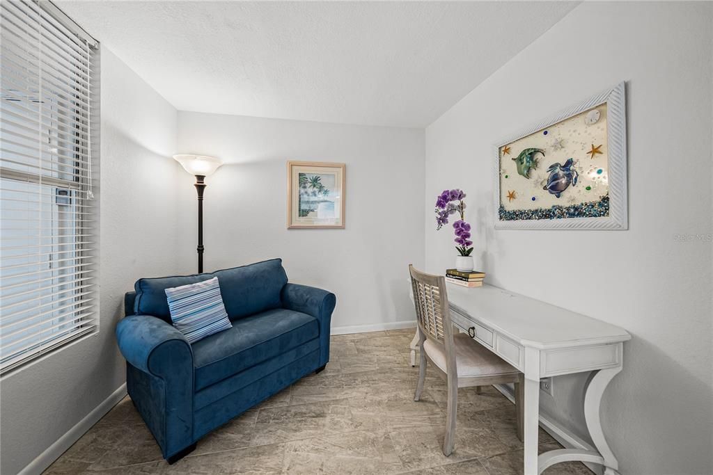 На продажу: $675,000 (2 спален, 2 ванн, 1255 Квадратных фут)