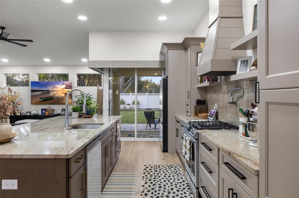 Active With Contract: $449,900 (3 beds, 2 baths, 1762 Square Feet)