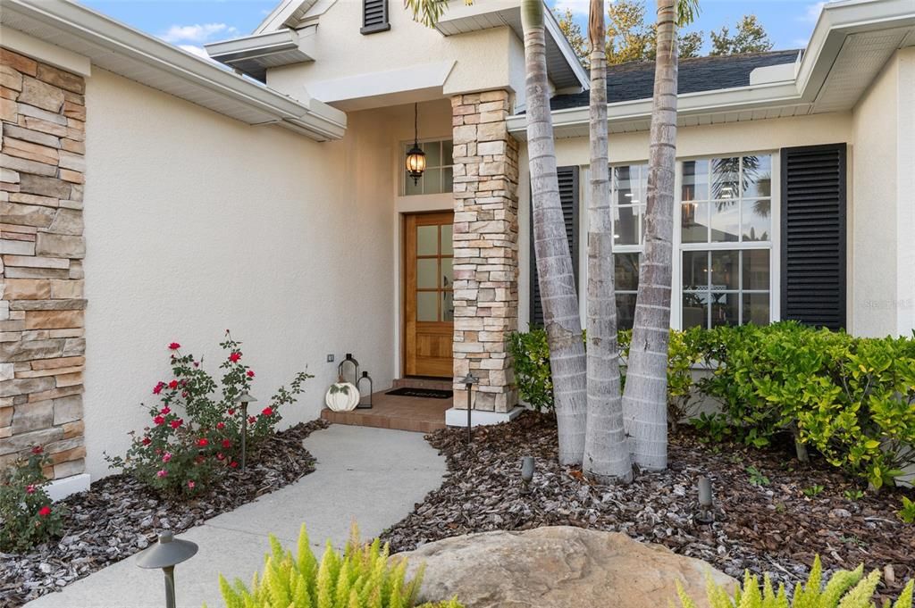 Active With Contract: $449,900 (3 beds, 2 baths, 1762 Square Feet)