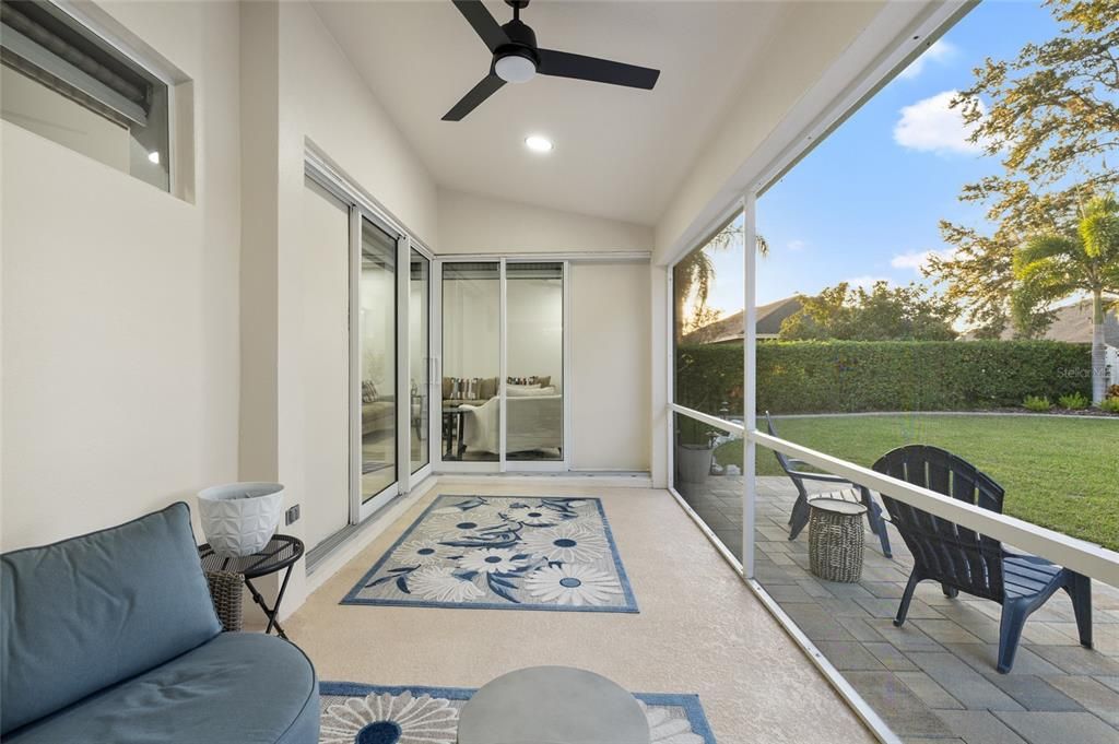 Active With Contract: $449,900 (3 beds, 2 baths, 1762 Square Feet)