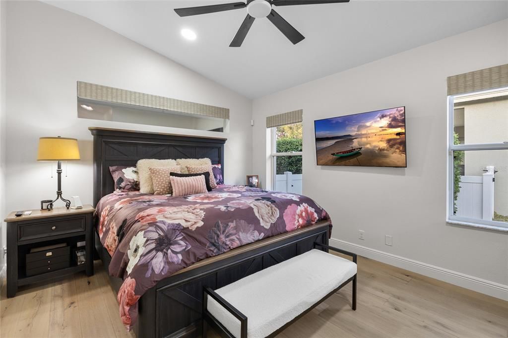 Active With Contract: $449,900 (3 beds, 2 baths, 1762 Square Feet)