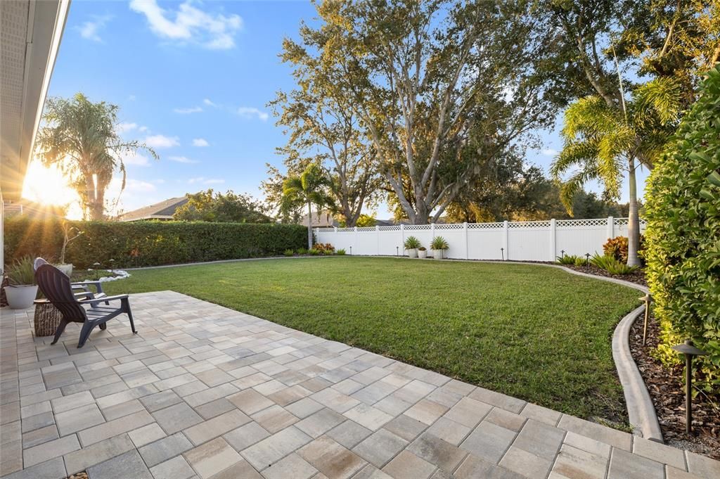 Active With Contract: $449,900 (3 beds, 2 baths, 1762 Square Feet)