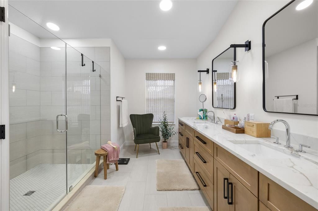 Active With Contract: $449,900 (3 beds, 2 baths, 1762 Square Feet)