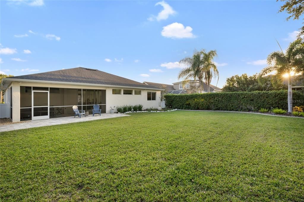 Active With Contract: $449,900 (3 beds, 2 baths, 1762 Square Feet)