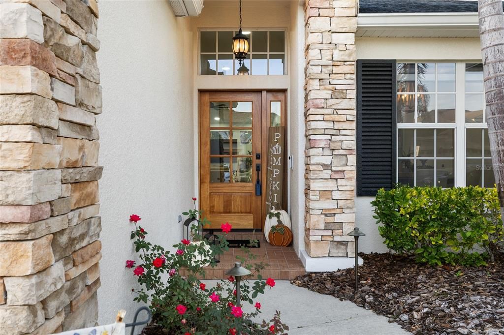 Active With Contract: $449,900 (3 beds, 2 baths, 1762 Square Feet)