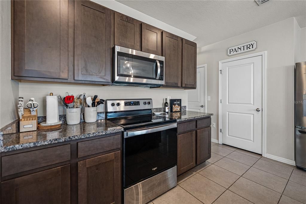 For Sale: $360,000 (4 beds, 2 baths, 2007 Square Feet)