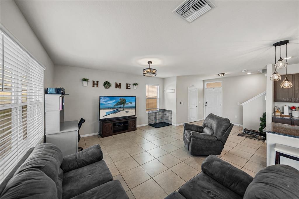 For Sale: $360,000 (4 beds, 2 baths, 2007 Square Feet)