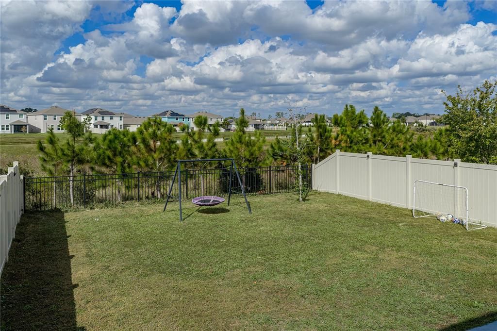 For Sale: $360,000 (4 beds, 2 baths, 2007 Square Feet)