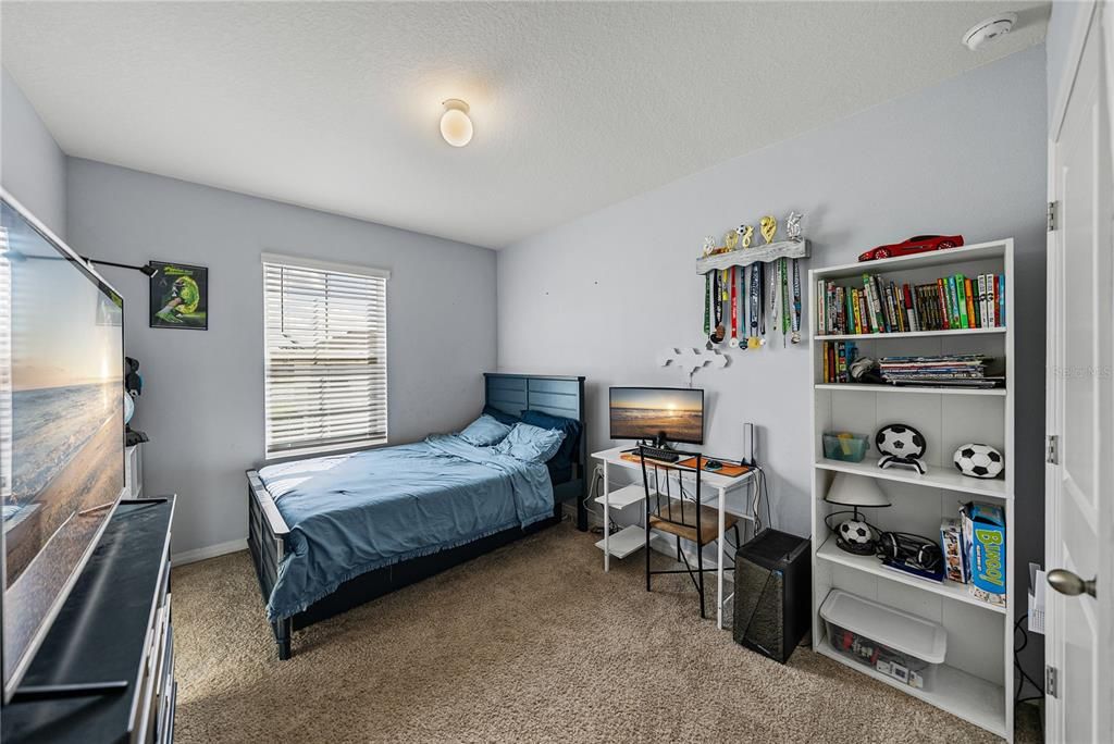 For Sale: $360,000 (4 beds, 2 baths, 2007 Square Feet)