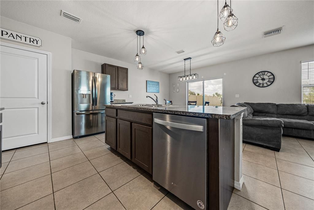 For Sale: $360,000 (4 beds, 2 baths, 2007 Square Feet)