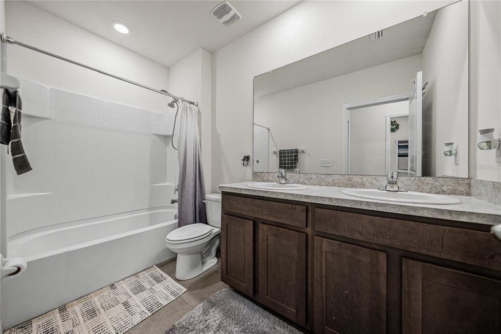 For Sale: $360,000 (4 beds, 2 baths, 2007 Square Feet)