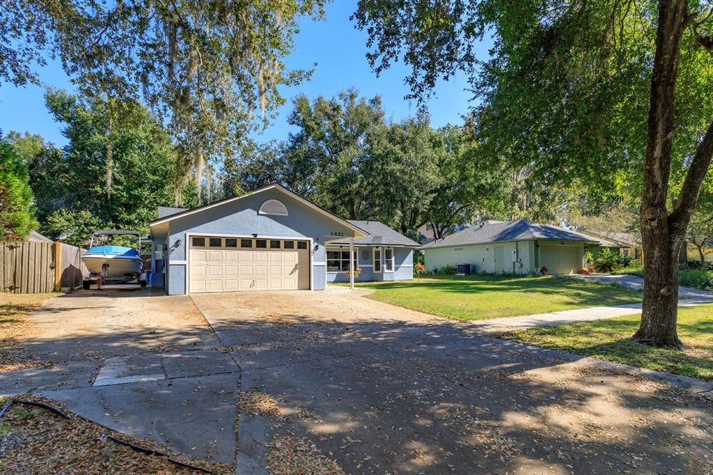 На продажу: $349,900 (3 спален, 2 ванн, 1491 Квадратных фут)