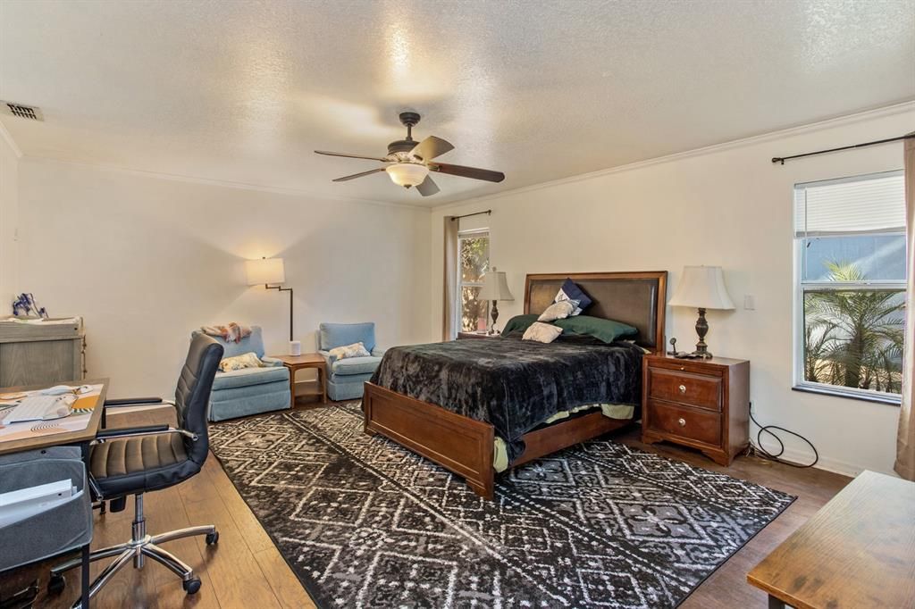 На продажу: $349,900 (3 спален, 2 ванн, 1491 Квадратных фут)