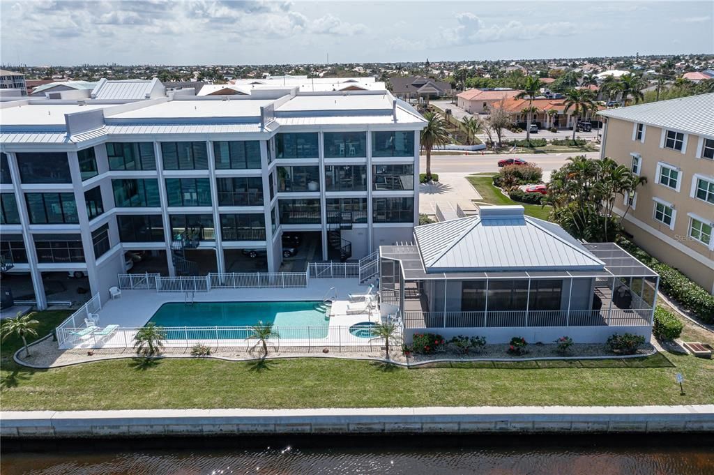 For Sale: $547,000 (3 beds, 2 baths, 2200 Square Feet)