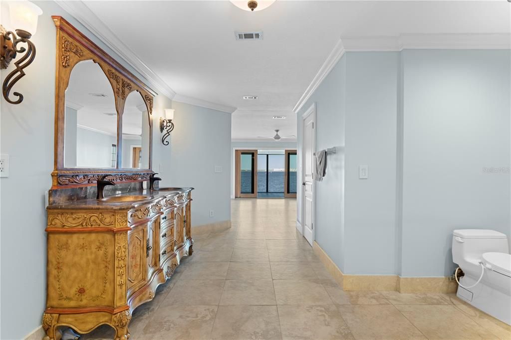 For Sale: $547,000 (3 beds, 2 baths, 2200 Square Feet)