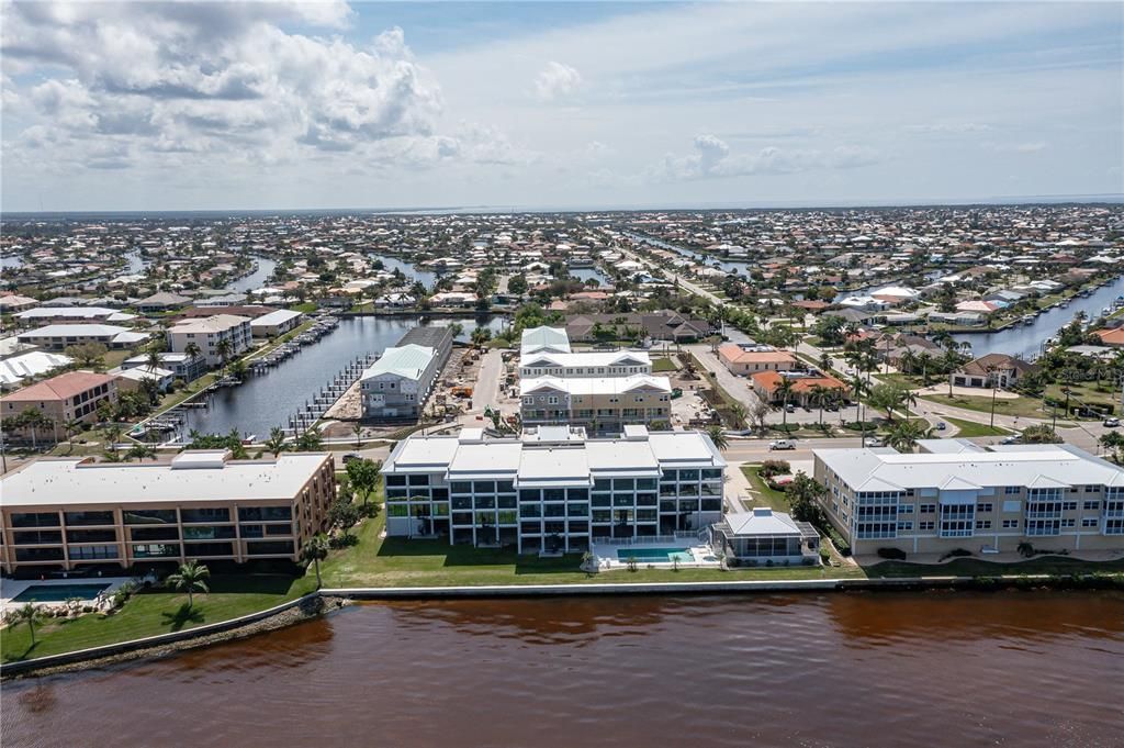 For Sale: $547,000 (3 beds, 2 baths, 2200 Square Feet)