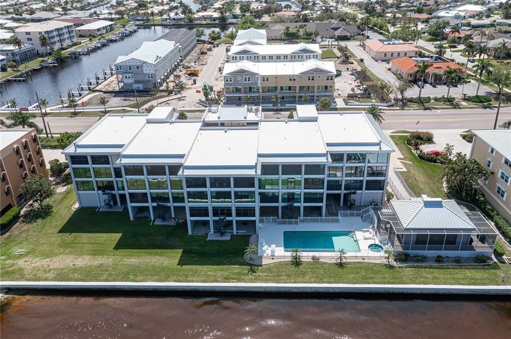 For Sale: $547,000 (3 beds, 2 baths, 2200 Square Feet)