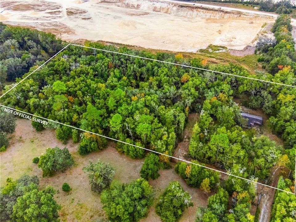 待售: $250,000 (5.00 acres)