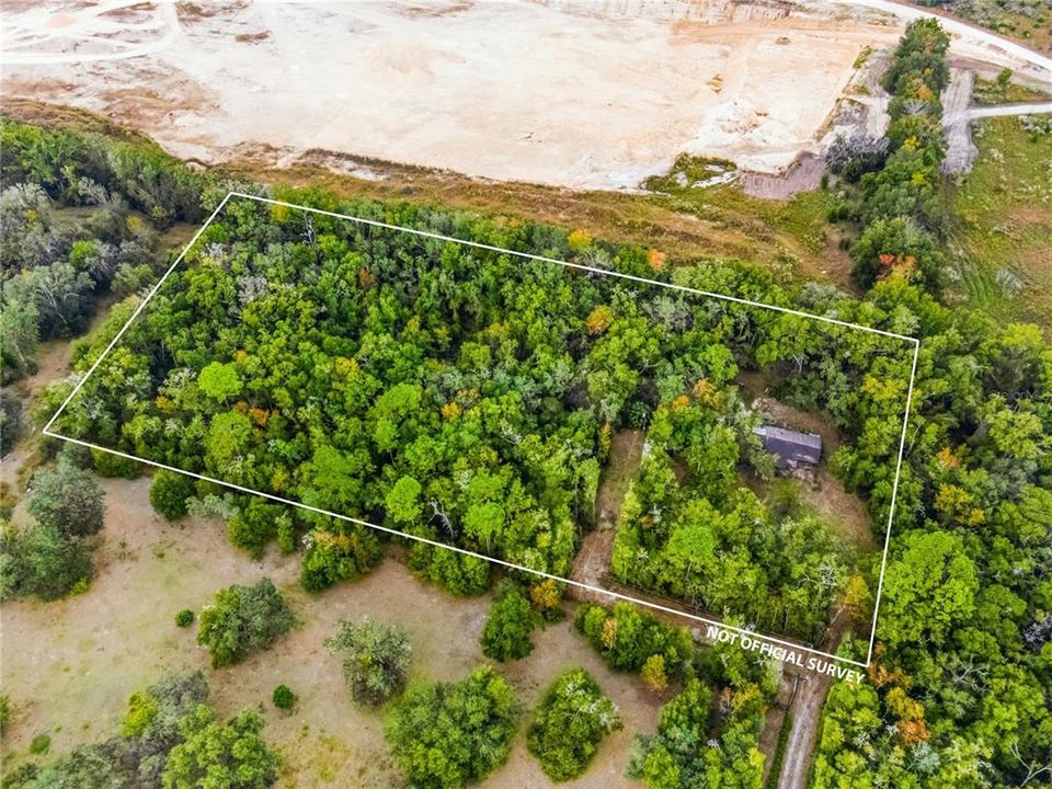 待售: $250,000 (5.00 acres)