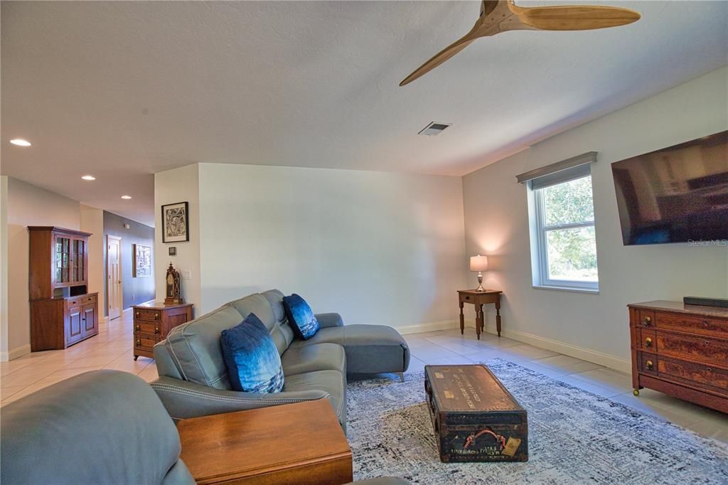 For Sale: $545,000 (3 beds, 2 baths, 2445 Square Feet)